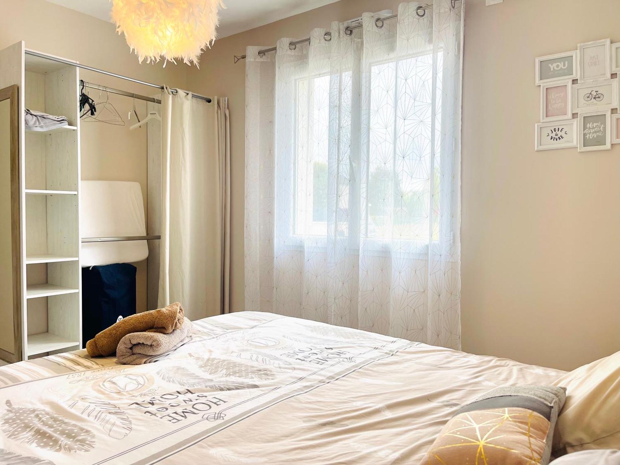 Petite Maison Au Calme Poupry Экстерьер фото